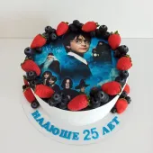 Фото-торт "Гарри Поттер" с ягодами